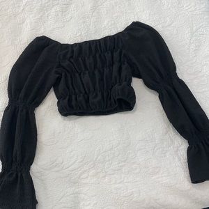 Black Bell Sleeve Ruched Long sleeve